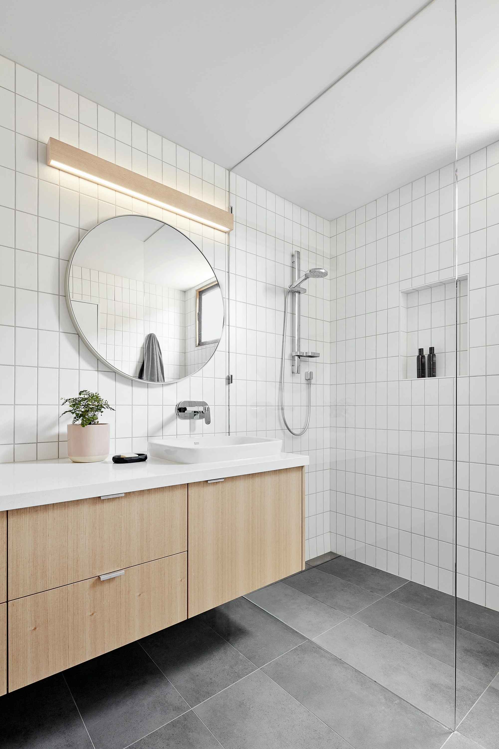 Bathroom Deep Cleaning